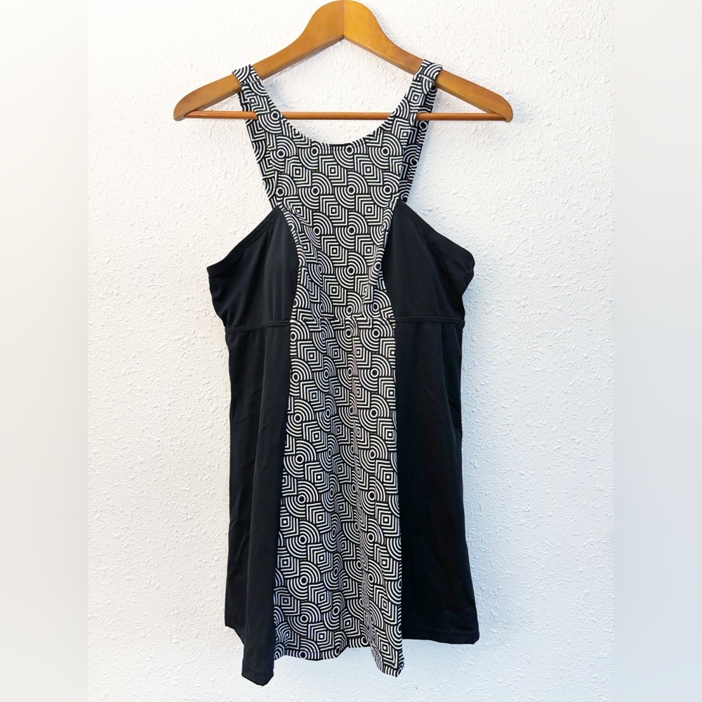 Fit 4U One Piece Black & White Halter Swim Dress Size 10